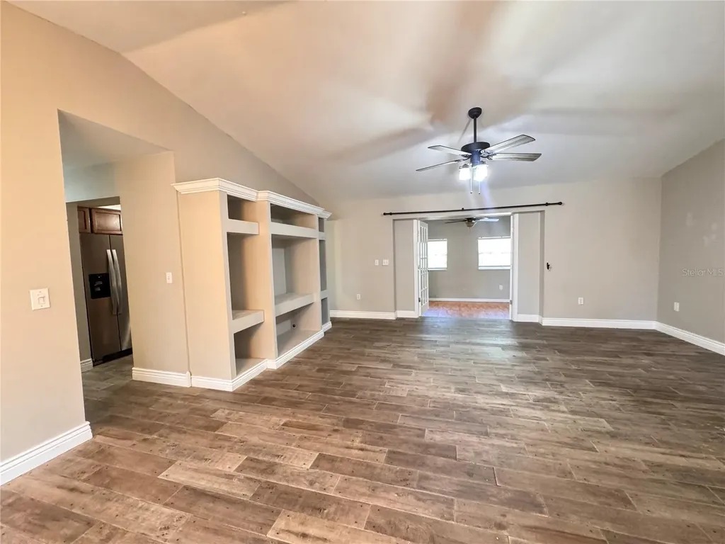 5619 Colonial Oaks Boulevard Sarasota FL 34232