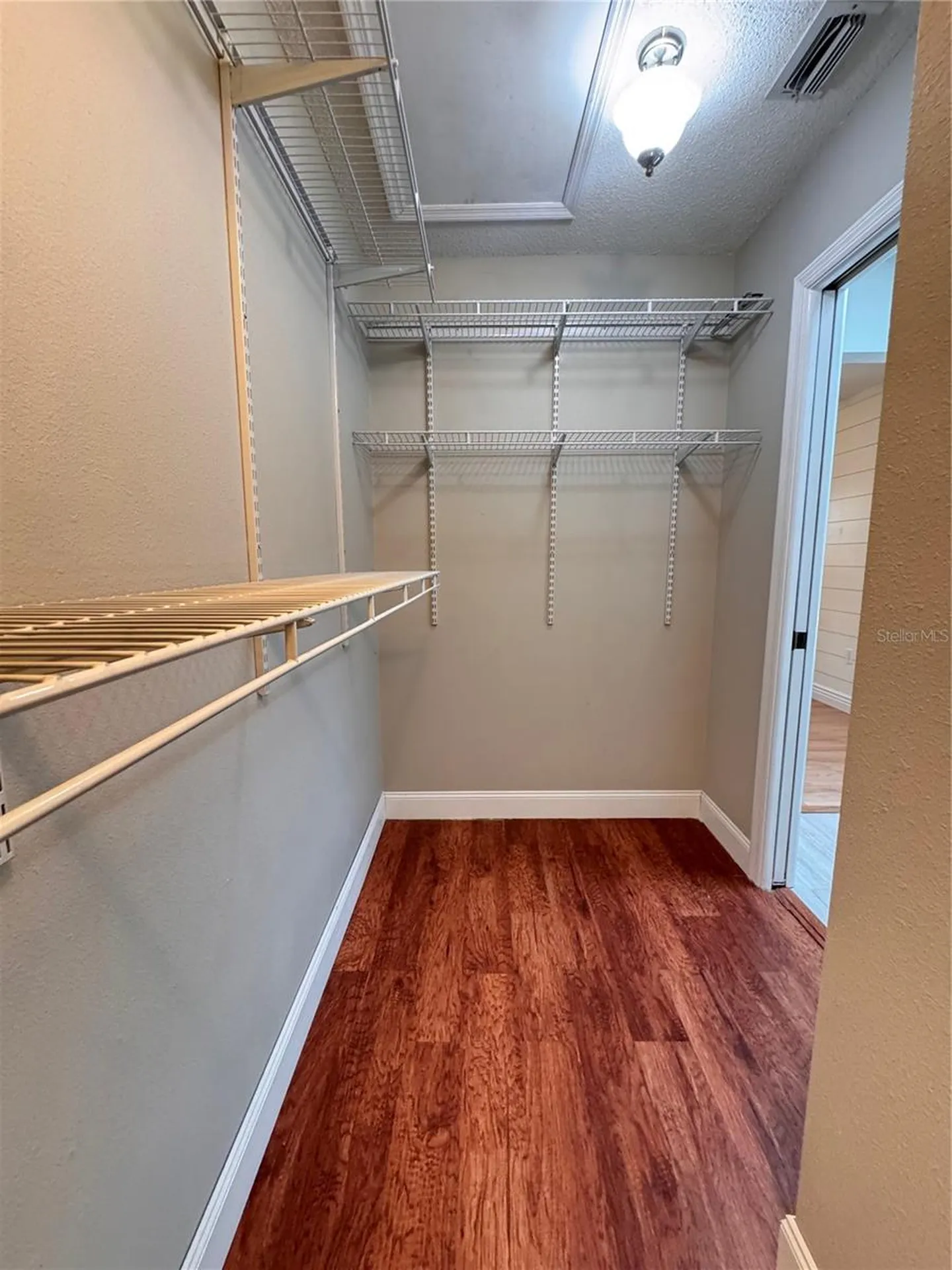 5619 Colonial Oaks Boulevard Sarasota FL 34232