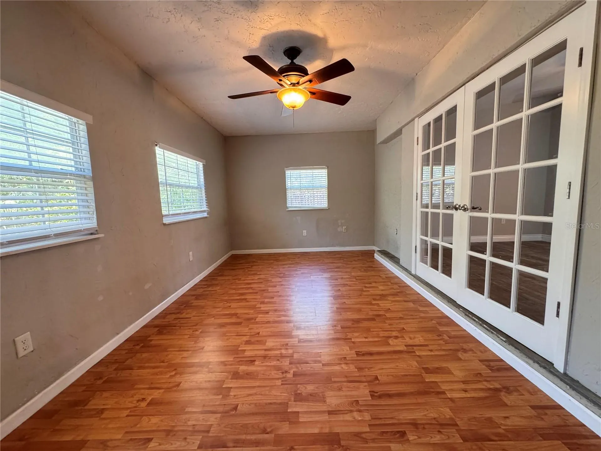 5619 Colonial Oaks Boulevard Sarasota FL 34232