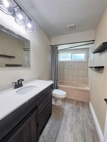 5619 Colonial Oaks Boulevard Sarasota FL 34232