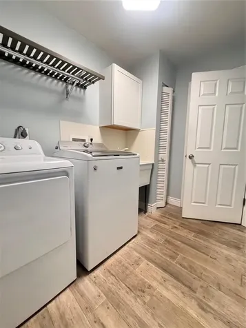 5619 Colonial Oaks Boulevard Sarasota FL 34232