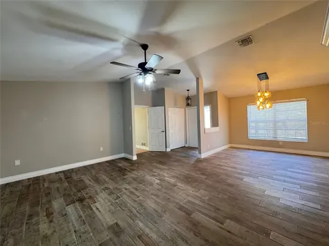5619 Colonial Oaks Boulevard Sarasota FL 34232