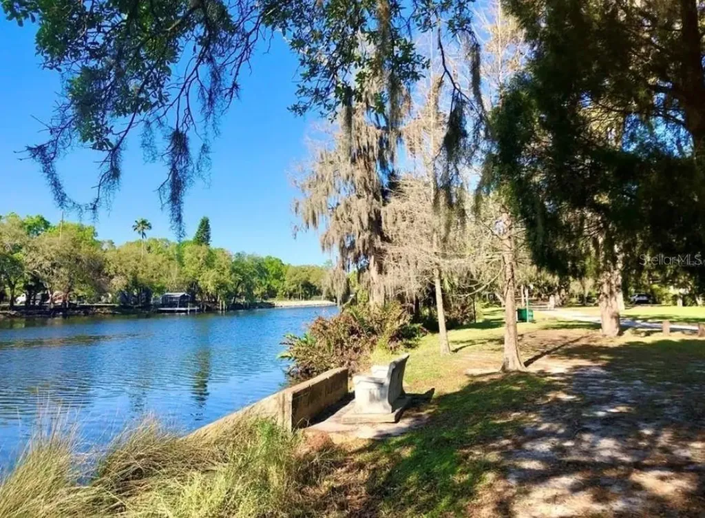 236 W North Street Tampa FL 33604