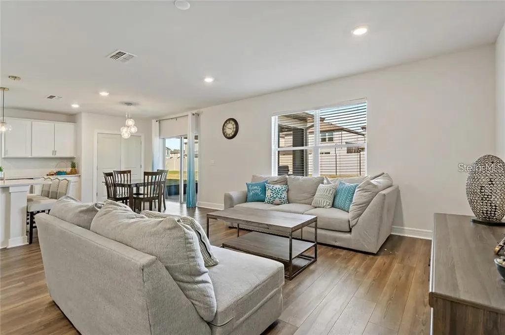 30555 Thunderbird Drive Wesley Chapel FL 33545