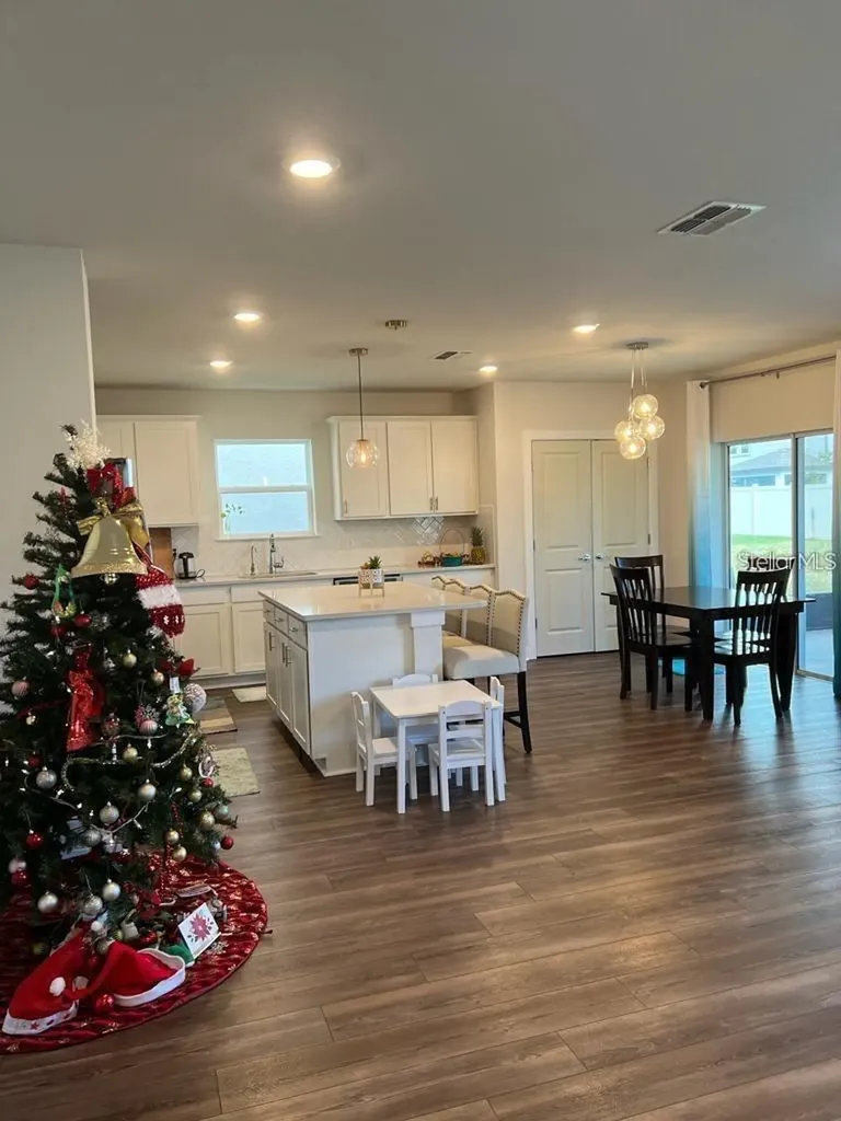 30555 Thunderbird Drive Wesley Chapel FL 33545