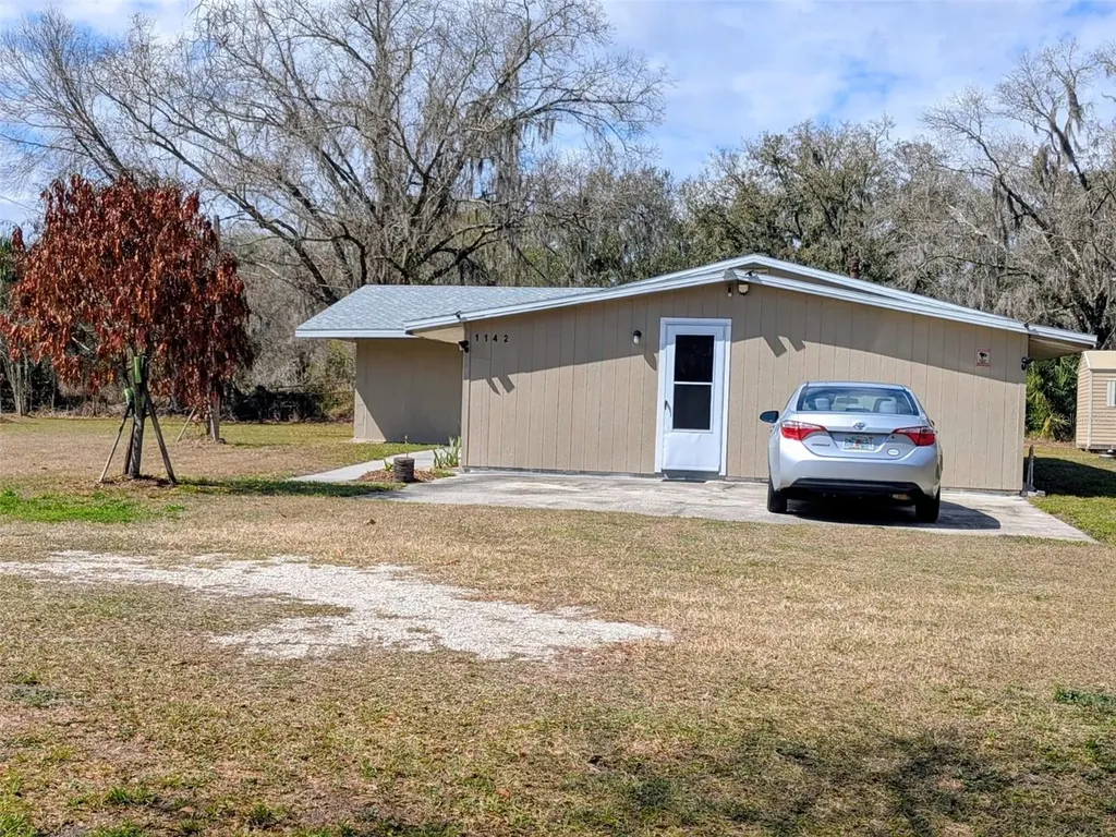 1142 Doc Coil Road Bowling Green FL 33834