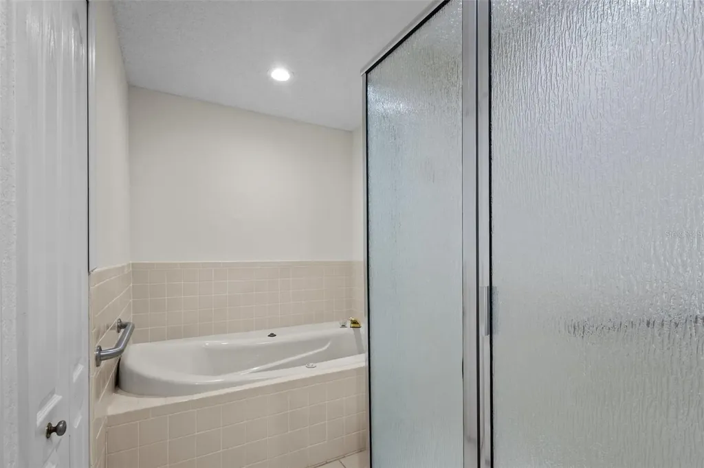 2014 Golfview Drive Tarpon Springs FL 34689
