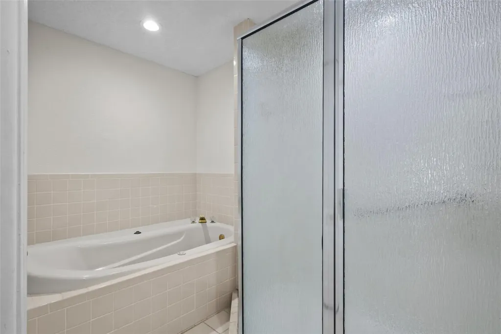 2014 Golfview Drive Tarpon Springs FL 34689