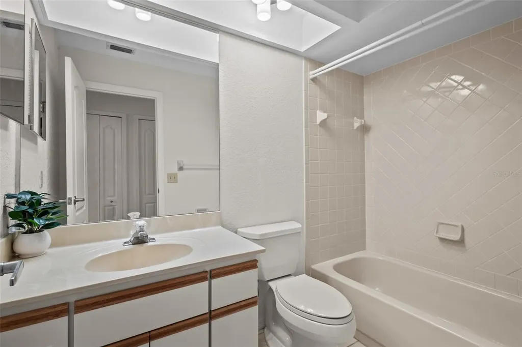 2014 Golfview Drive Tarpon Springs FL 34689