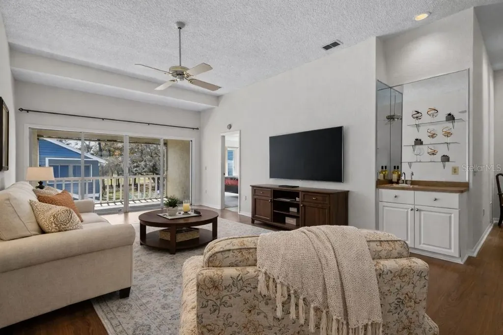 2014 Golfview Drive Tarpon Springs FL 34689
