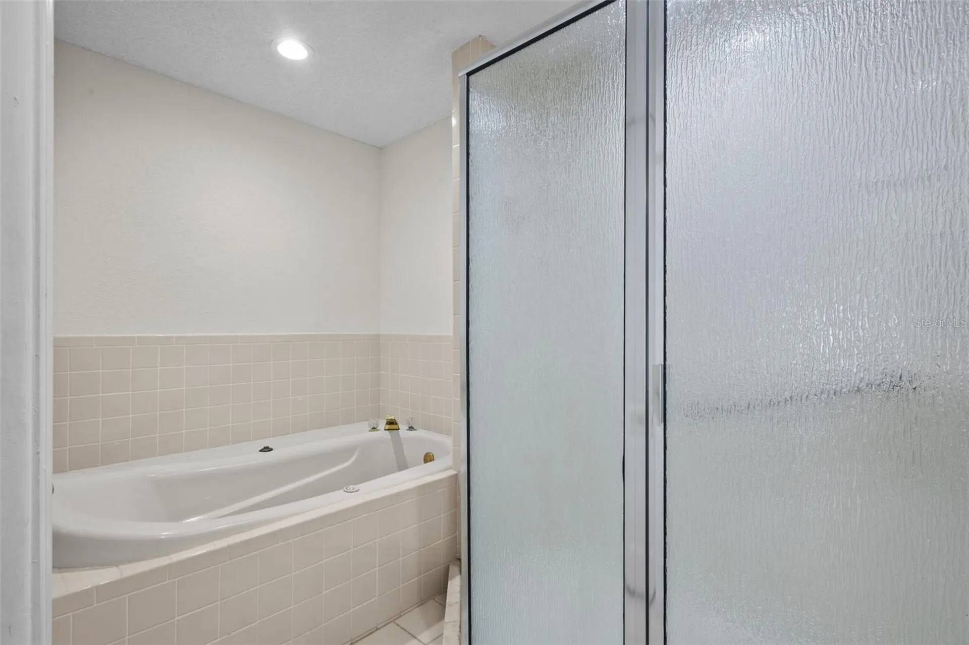 2014 Golfview Drive Tarpon Springs FL 34689