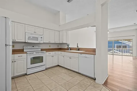 2014 Golfview Drive Tarpon Springs FL 34689