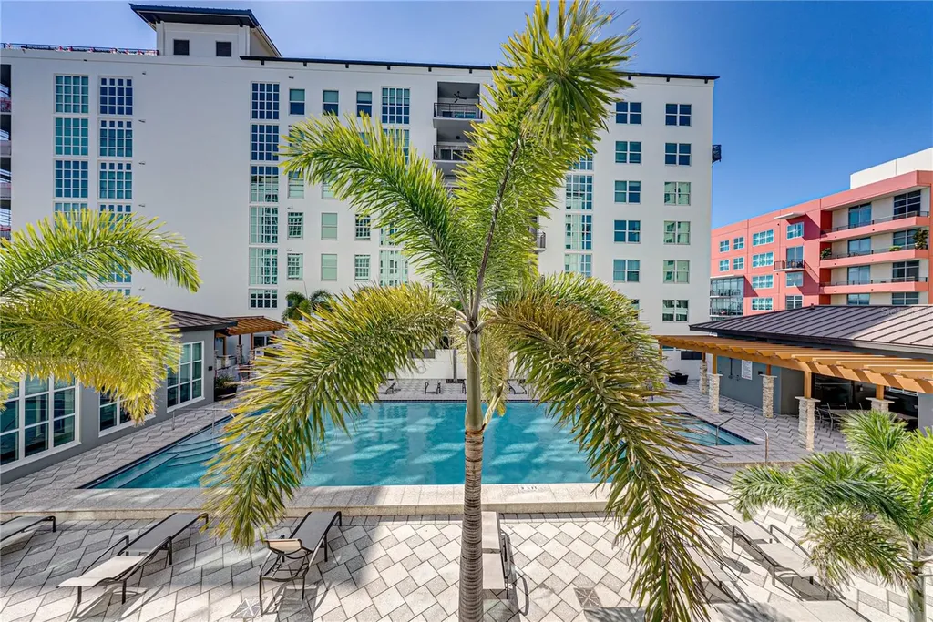 1227 E Madison Street Tampa FL 33602