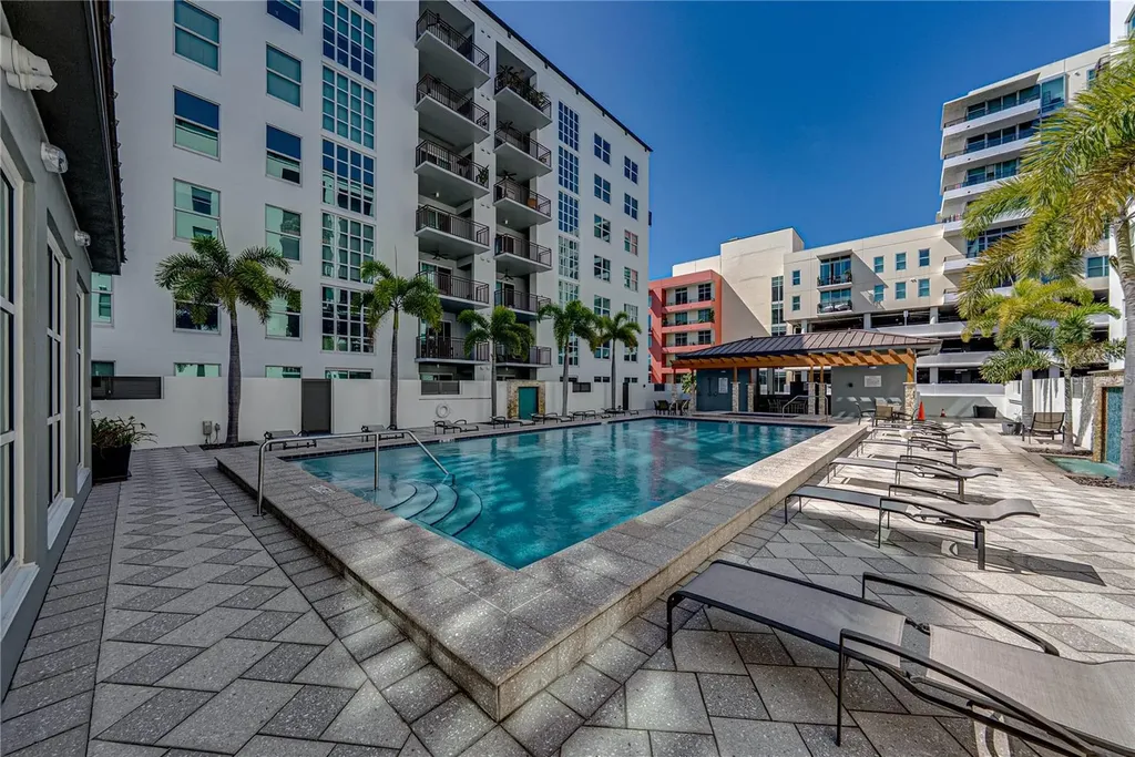 1227 E Madison Street Tampa FL 33602