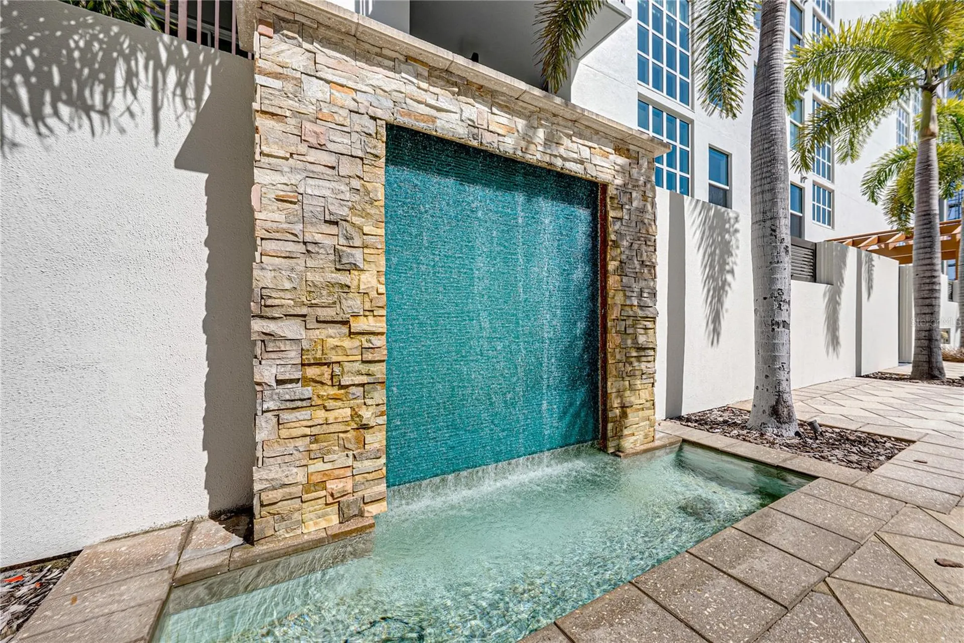1227 E Madison Street Tampa FL 33602