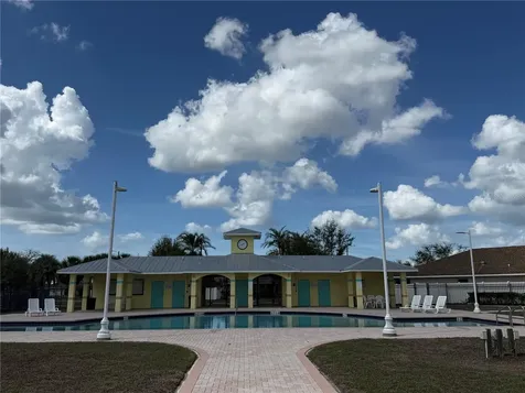 1202 Humble Haven Street Ruskin FL 33570