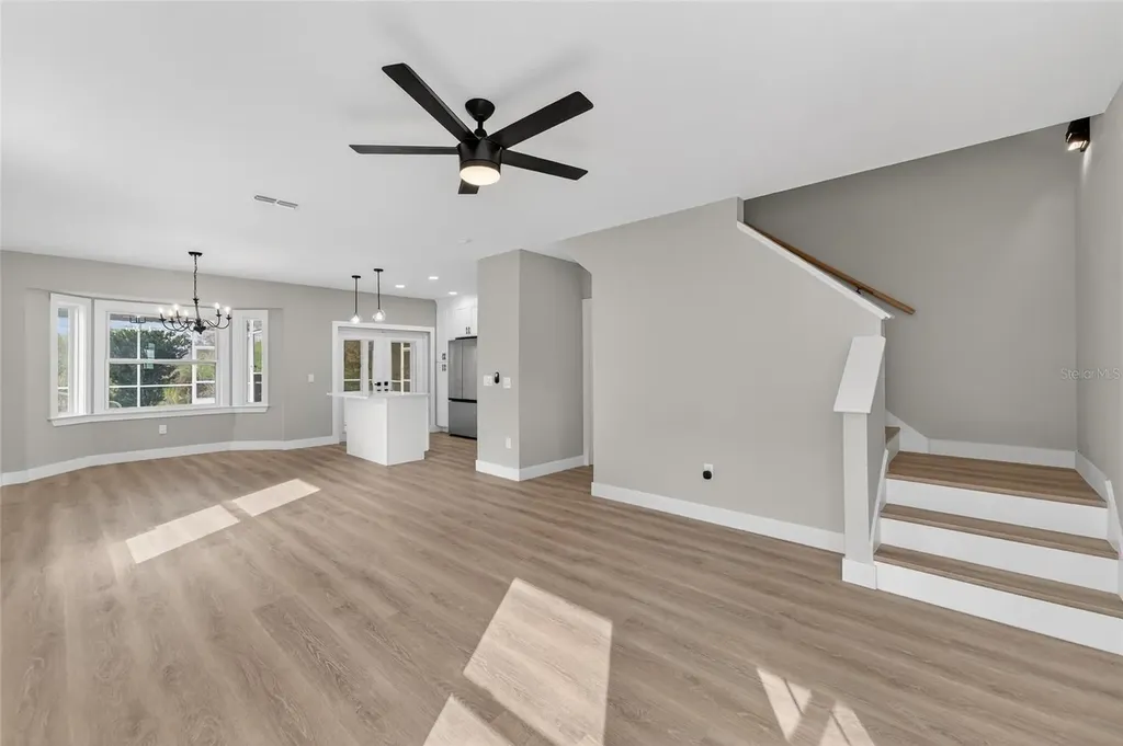 1112 Lake Shore Ranch Drive Seffner FL 33584