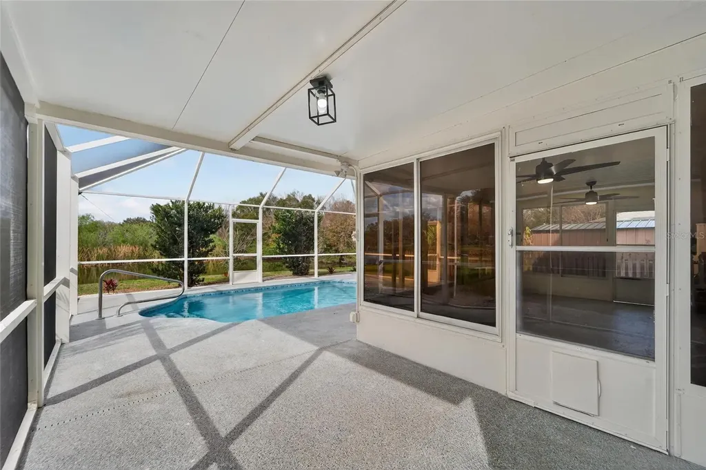 1112 Lake Shore Ranch Drive Seffner FL 33584