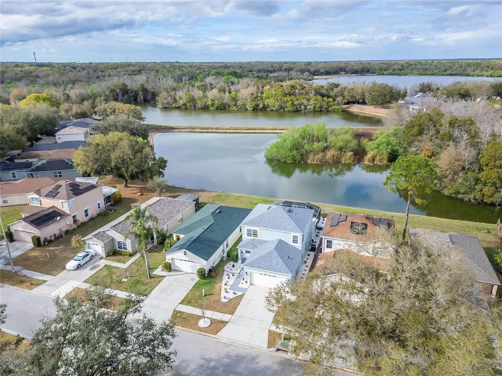 1112 Lake Shore Ranch Drive Seffner FL 33584