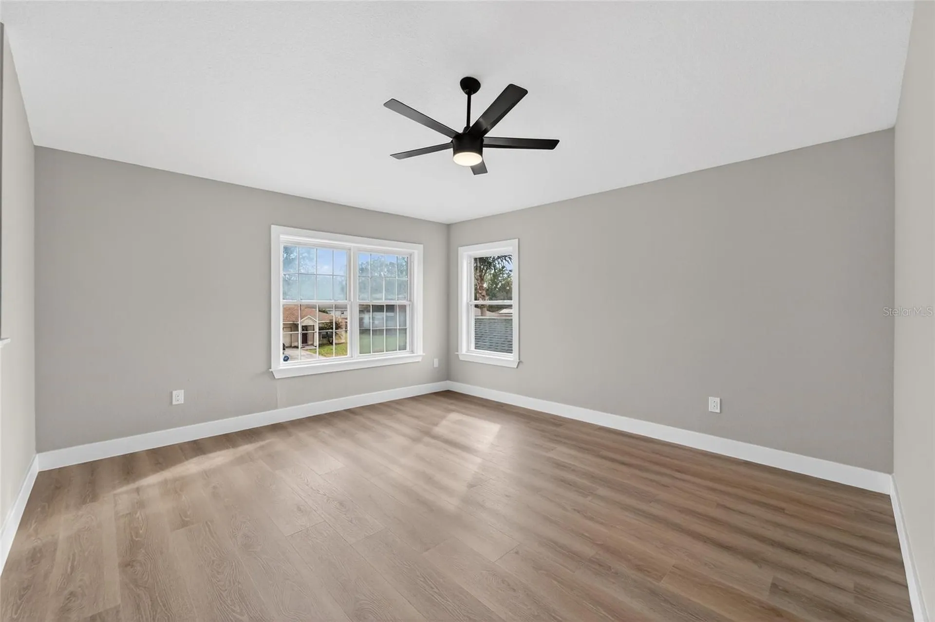 1112 Lake Shore Ranch Drive Seffner FL 33584