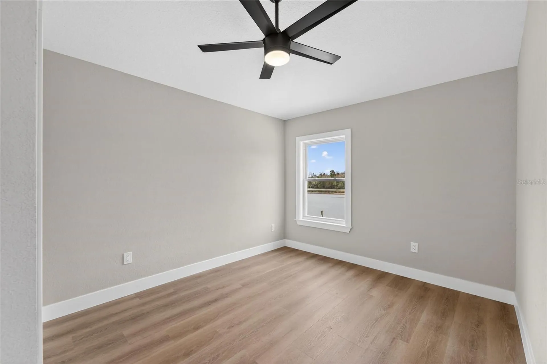 1112 Lake Shore Ranch Drive Seffner FL 33584