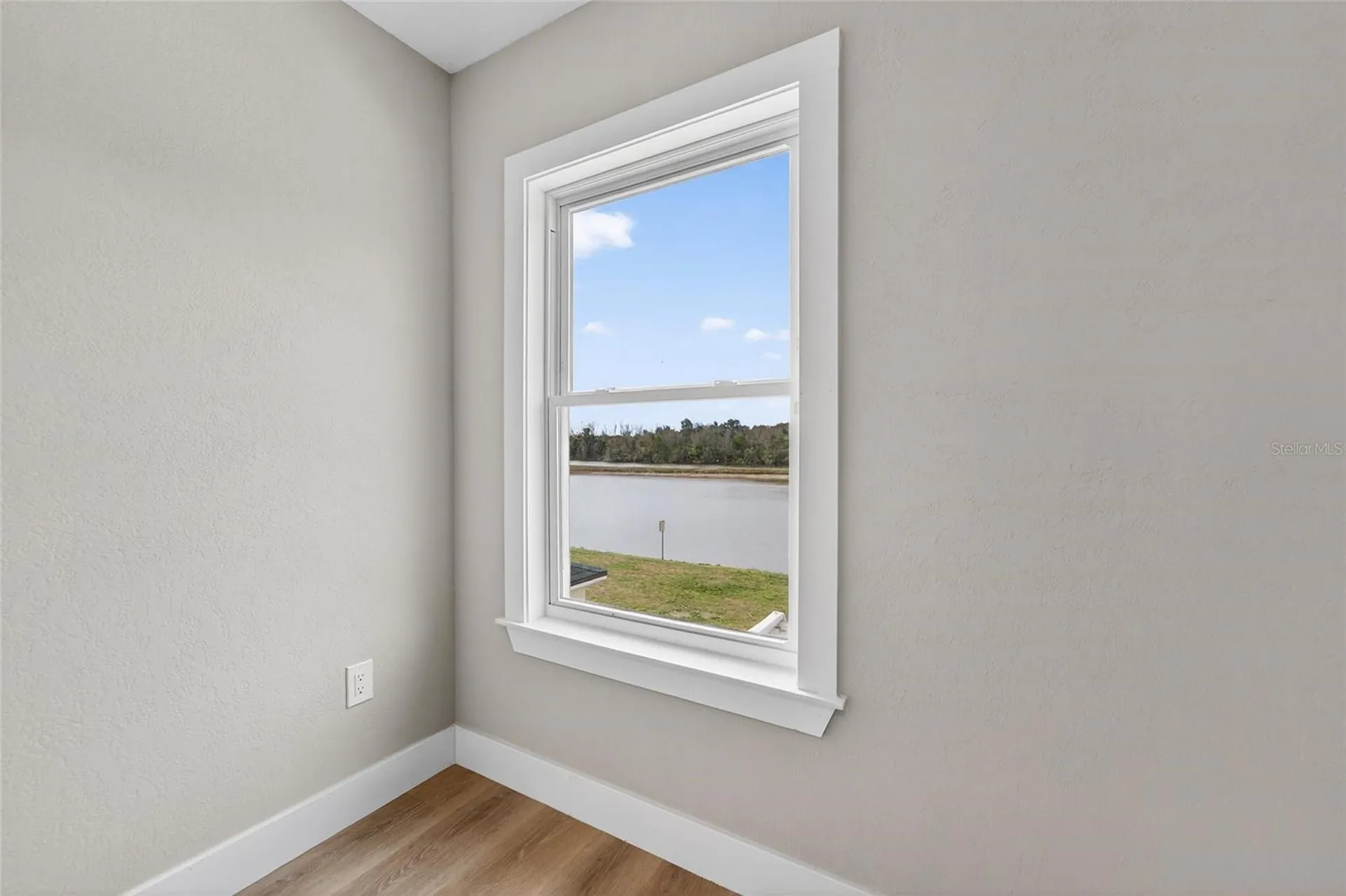 1112 Lake Shore Ranch Drive Seffner FL 33584