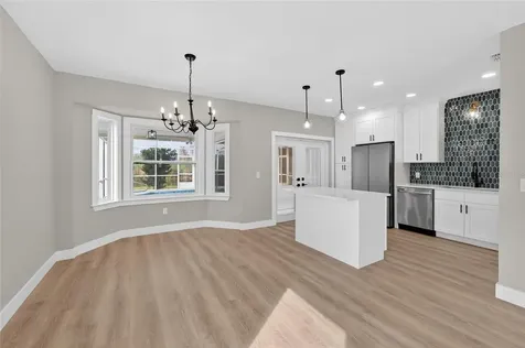 1112 Lake Shore Ranch Drive Seffner FL 33584
