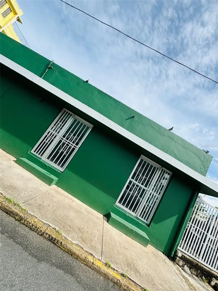 #60 Unidad B Calle Dr. Lopez Fajardo PR 00738
