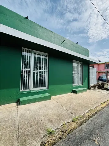 #60 Unidad B Calle Dr. Lopez Fajardo PR 00738