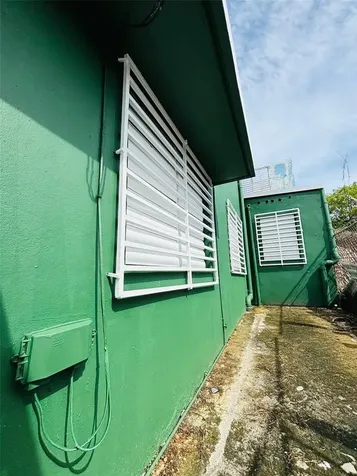 #60 Unidad B Calle Dr. Lopez Fajardo PR 00738