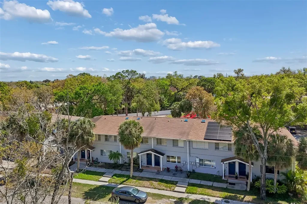 8334 Civic Road Tampa FL 33615