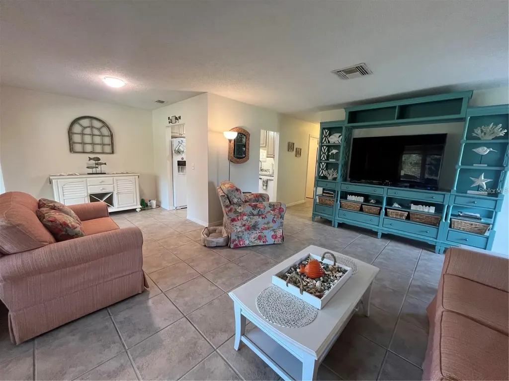 1907 Canterbury Lane Sun City Center FL 33573