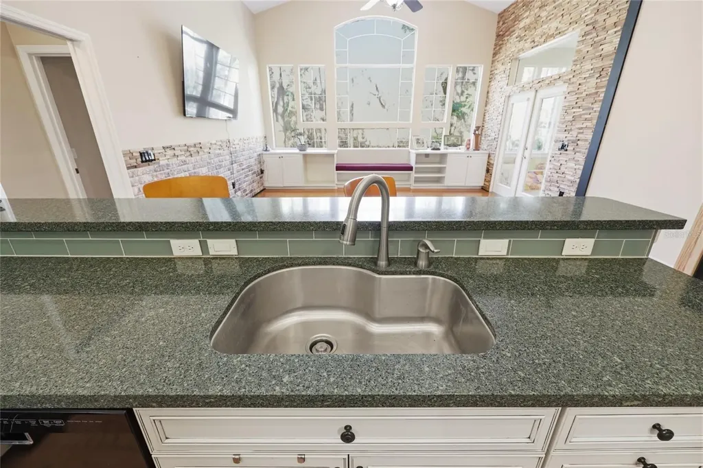 10320 SW 17th Place Gainesville FL 32607