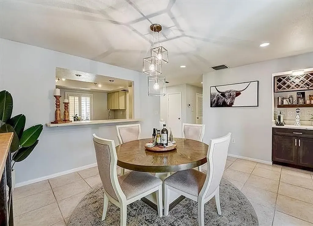 6326 Grand Bahama Circle Tampa FL 33615