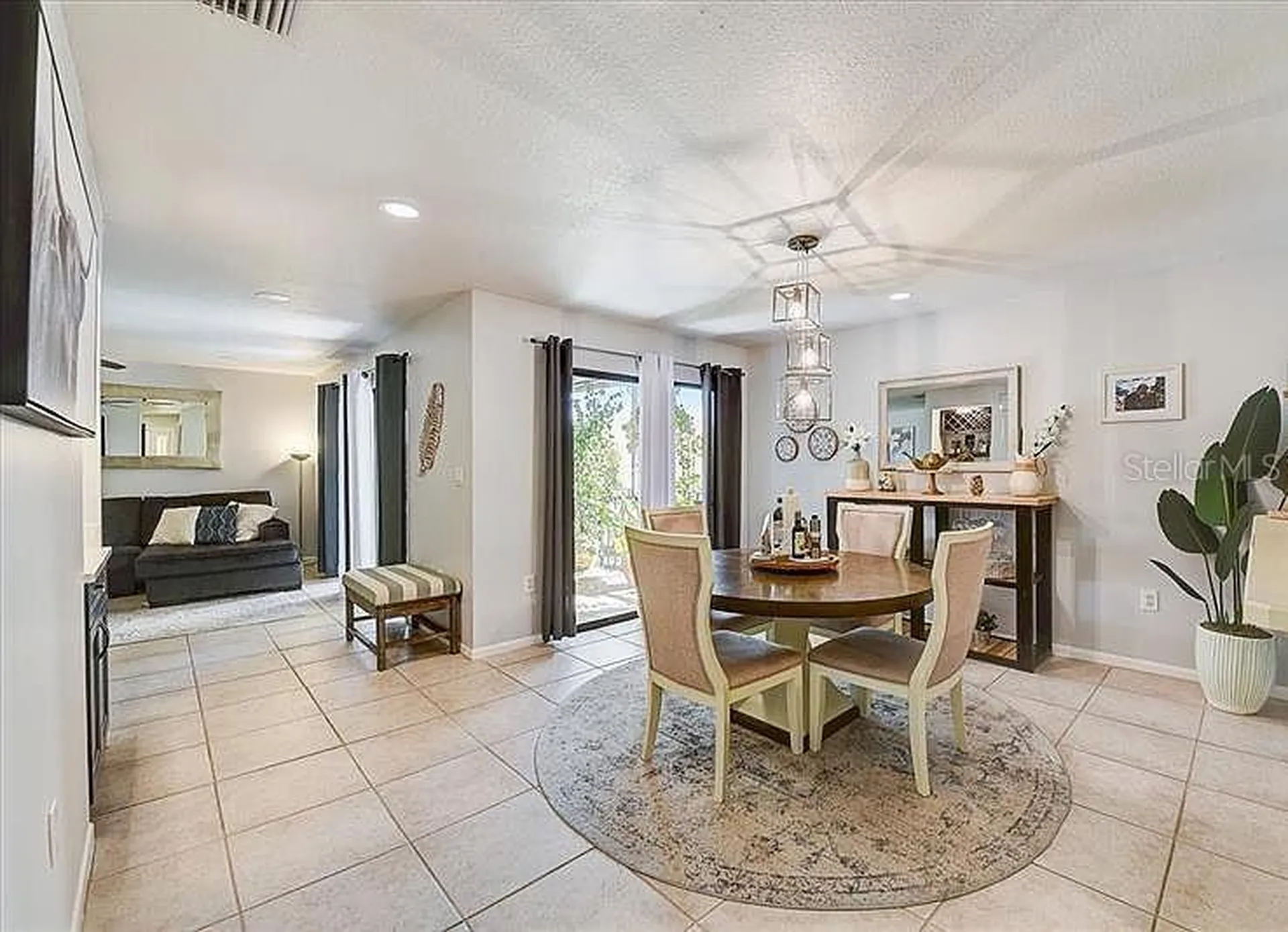 6326 Grand Bahama Circle Tampa FL 33615