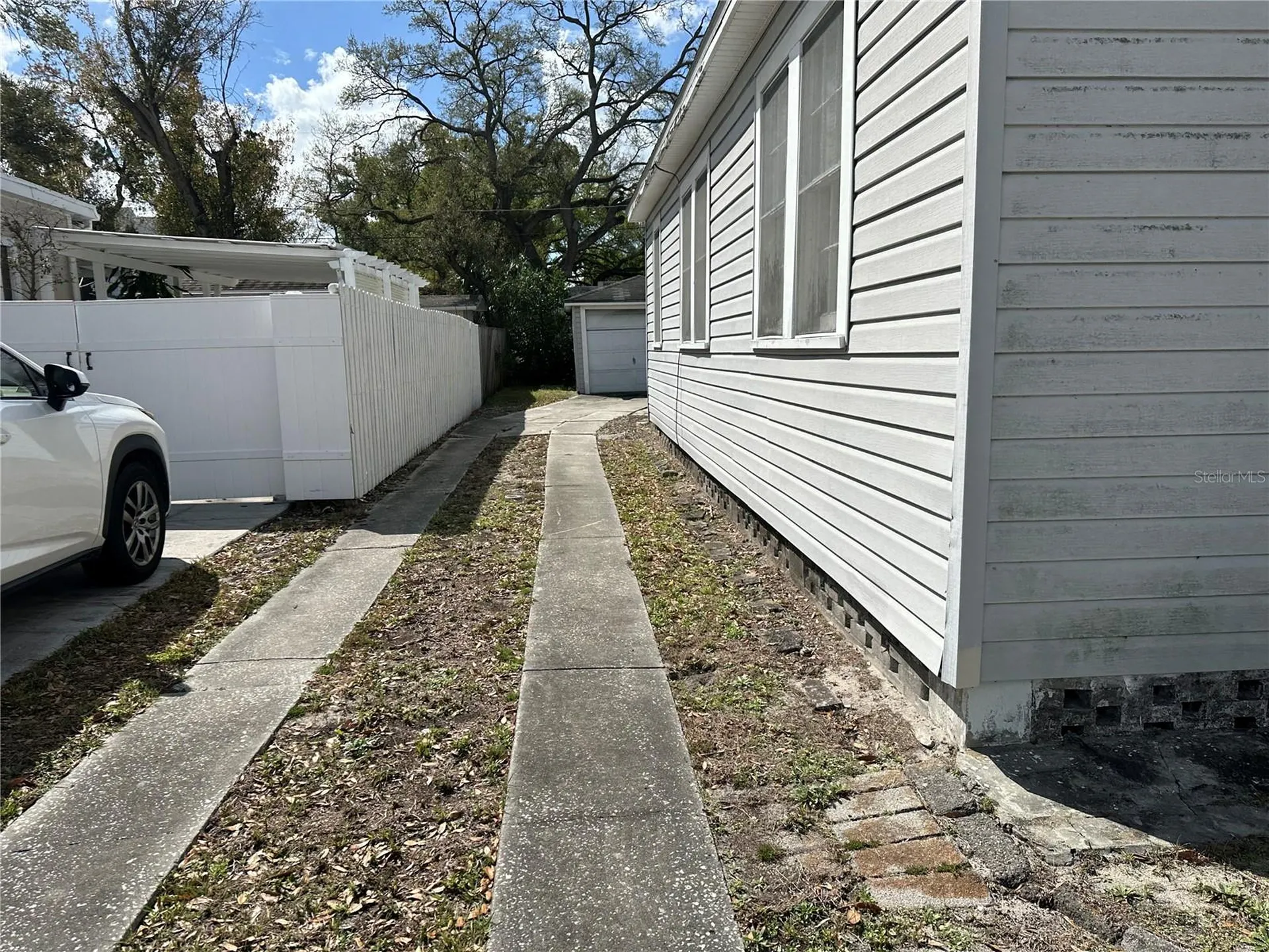 3616 W Azeele Street Tampa FL 33609