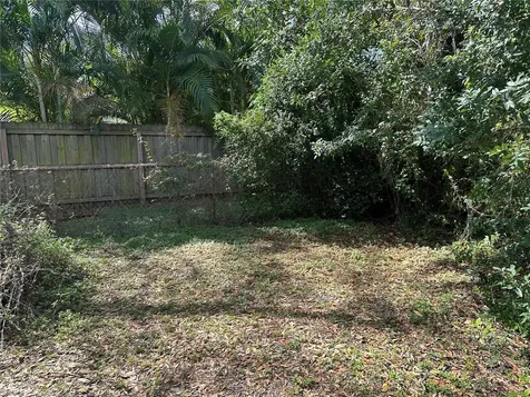 3616 W Azeele Street Tampa FL 33609