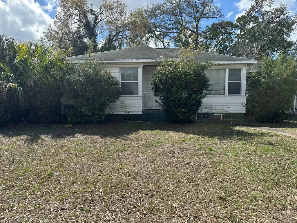 3620 W Azeele Street Tampa FL 33609