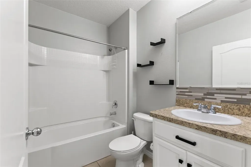 519 Oakhurst Way Lake Alfred FL 33850