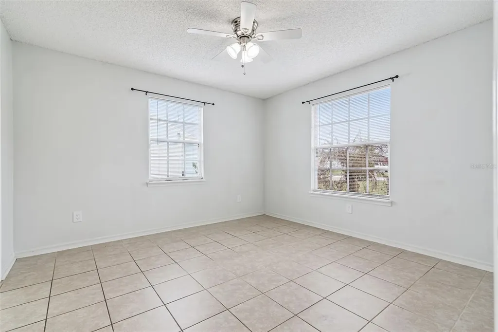 2513 Dumas Drive Deltona FL 32738