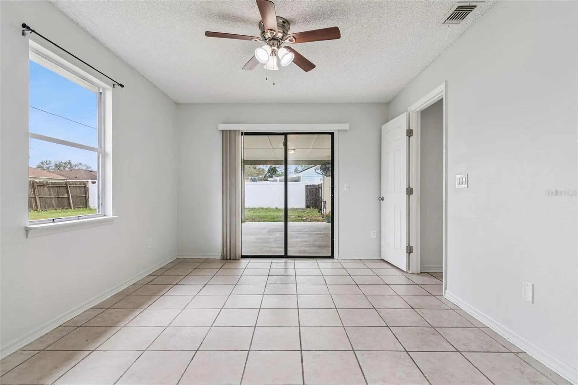 2513 Dumas Drive Deltona FL 32738