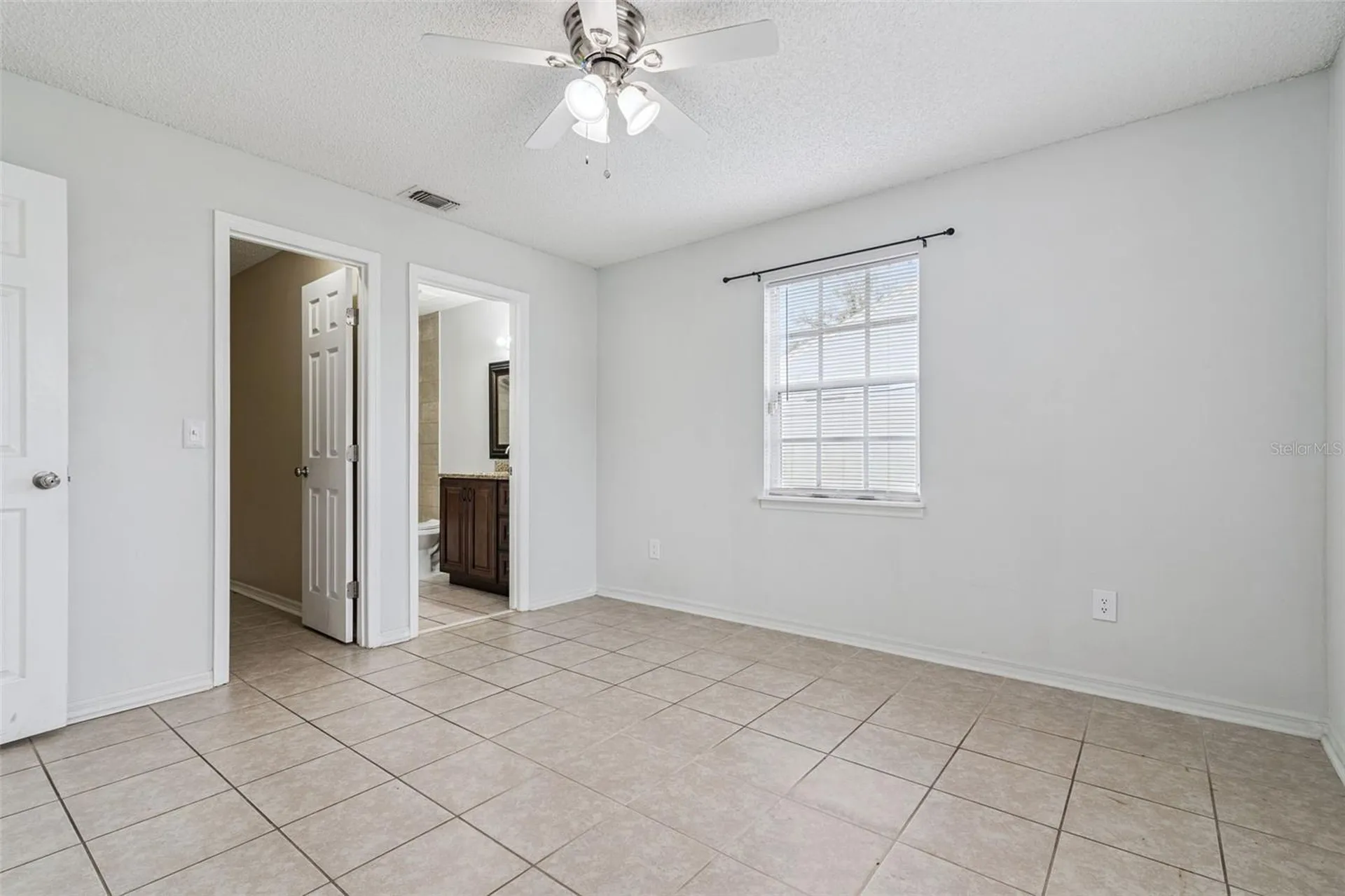 2513 Dumas Drive Deltona FL 32738