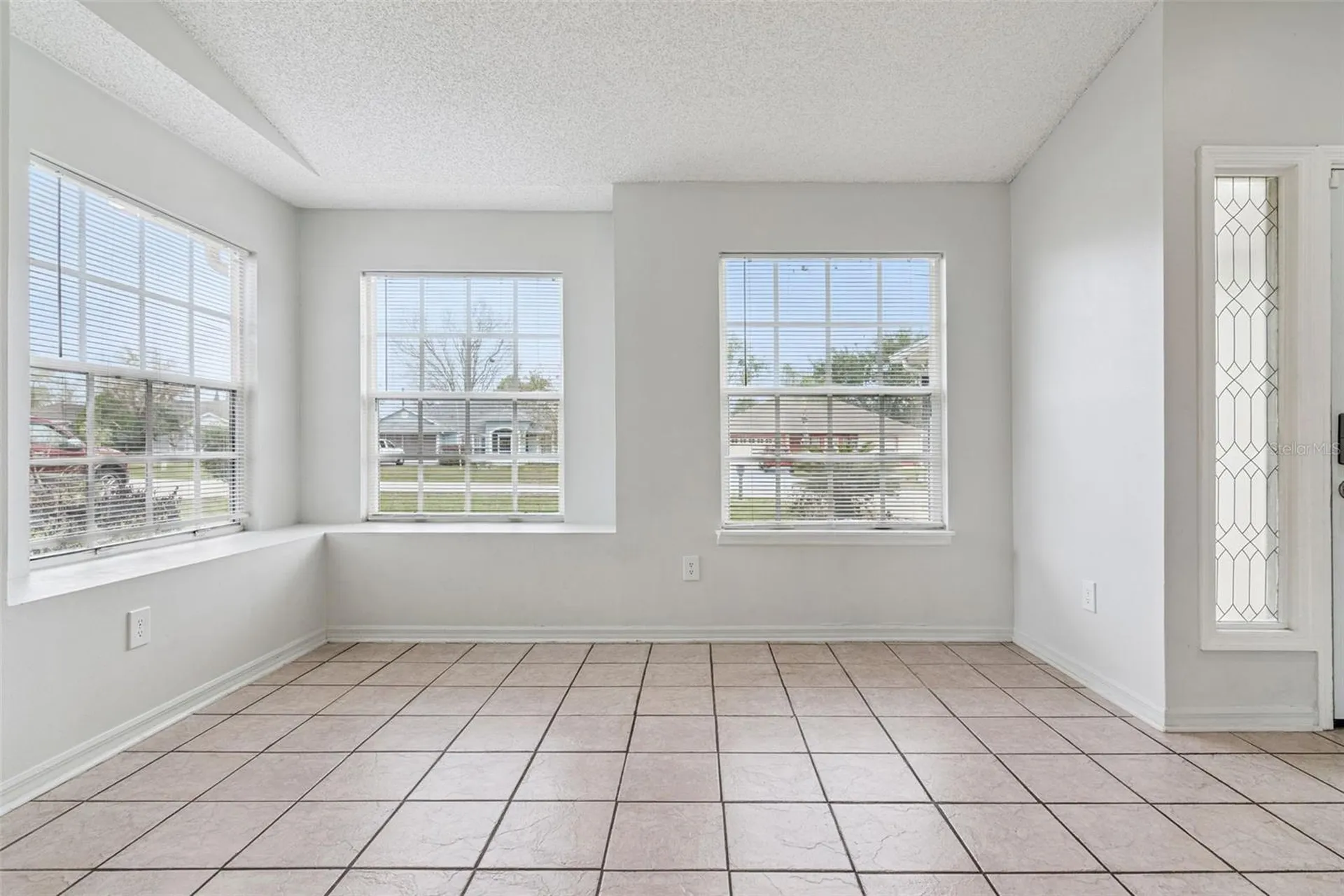 2513 Dumas Drive Deltona FL 32738