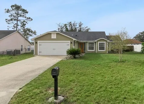 2513 Dumas Drive Deltona FL 32738