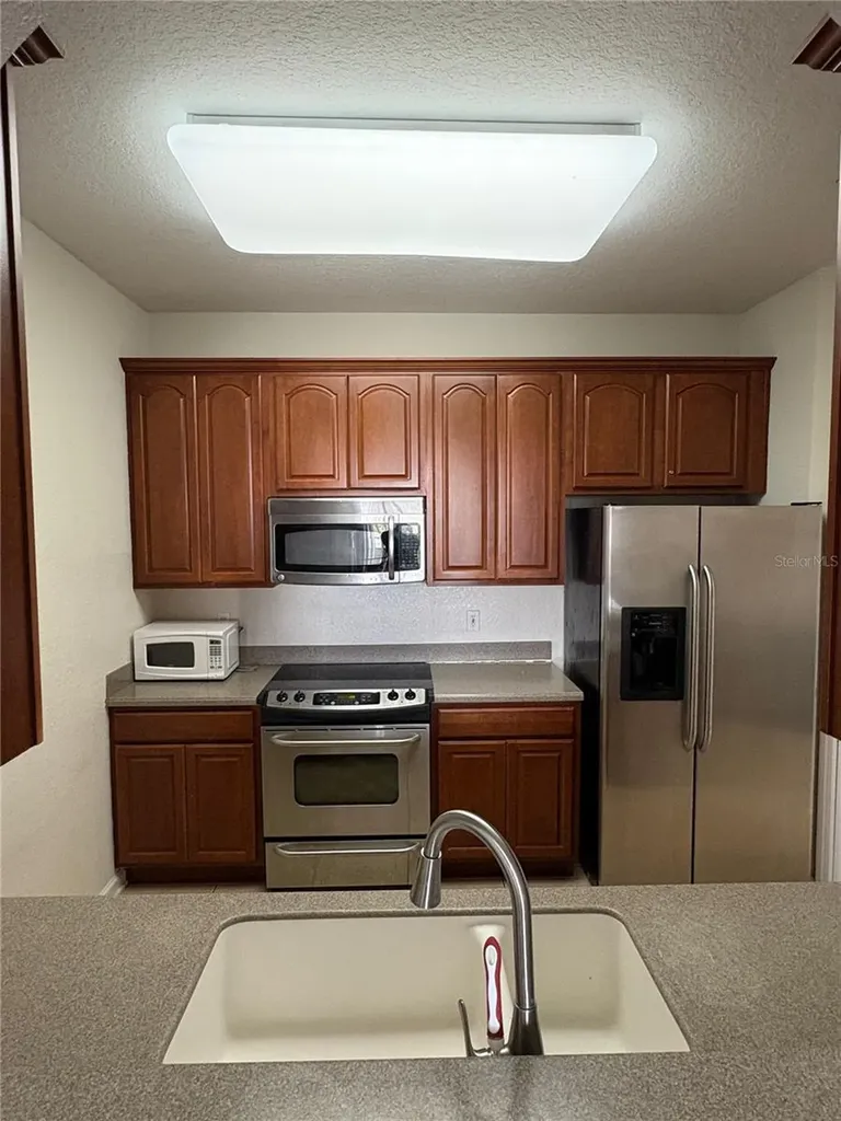 4102 Breakview Drive Orlando FL 32819