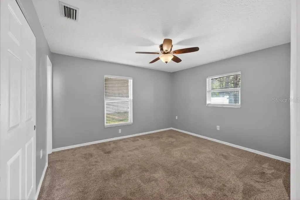 42210 W Lakeview Drive Altoona FL 32702