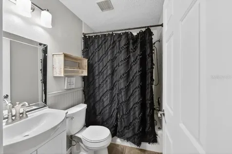 42210 W Lakeview Drive Altoona FL 32702