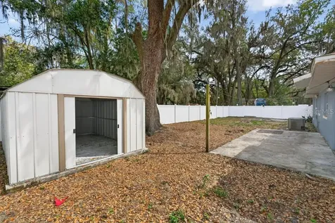 42210 W Lakeview Drive Altoona FL 32702