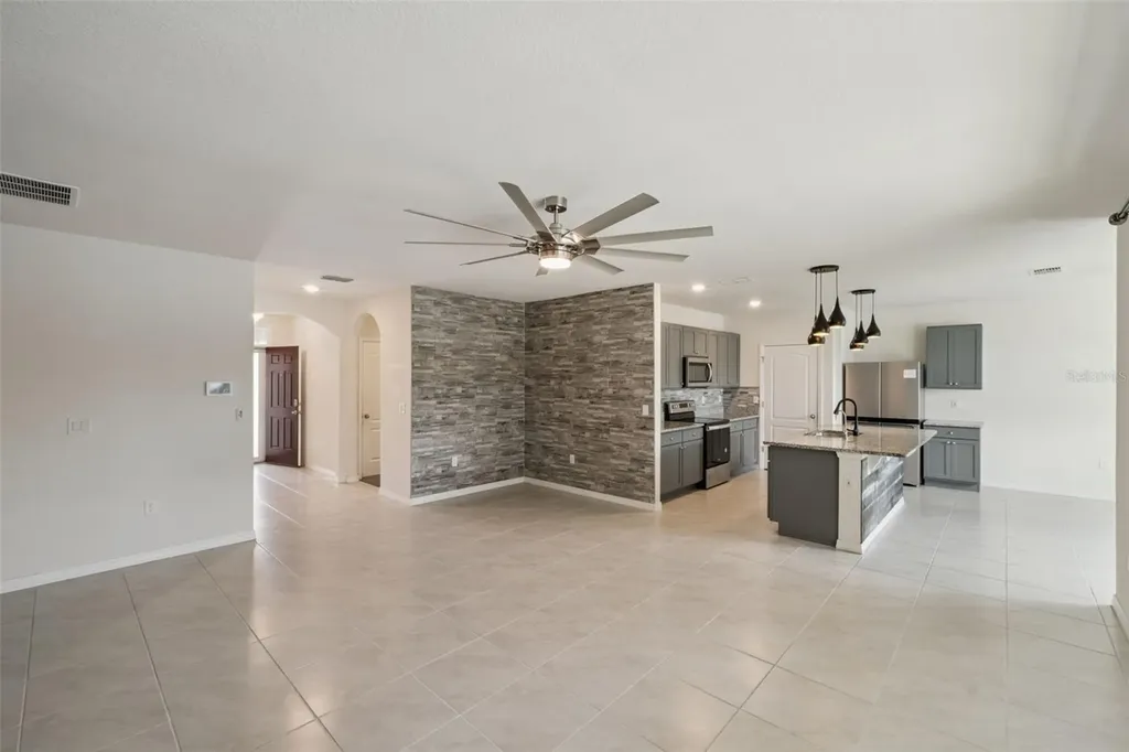 866 Baylor Drive Deltona FL 32725