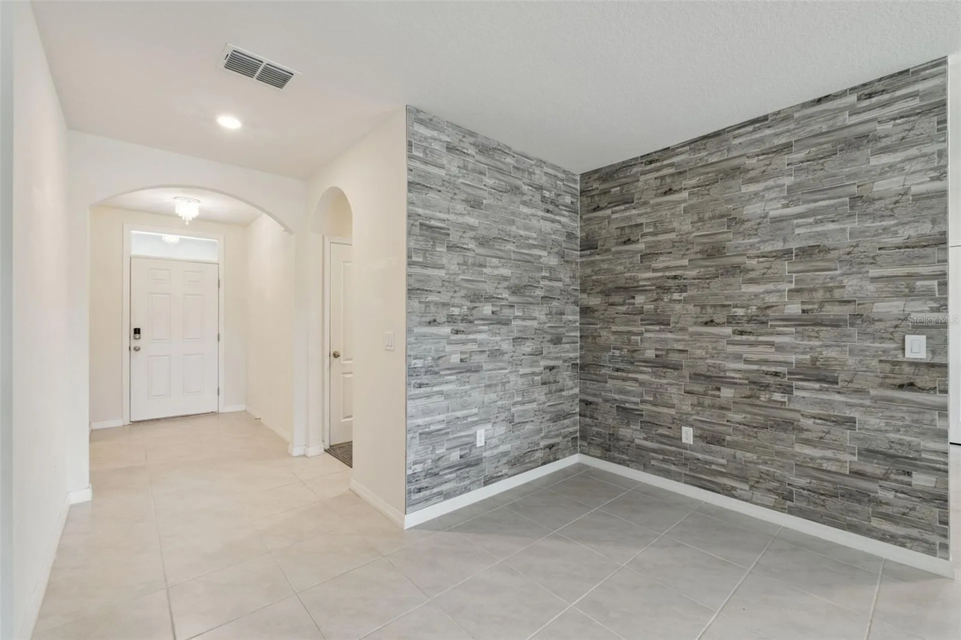 866 Baylor Drive Deltona FL 32725
